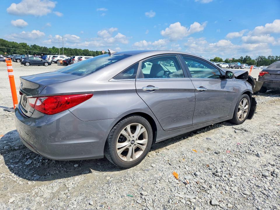 2011 Hyundai Sonata მანქანა იყიდება აუქციონზე, vin: 5NPEC4AC1BH188725, აუქციონის ნომერი: 65707186