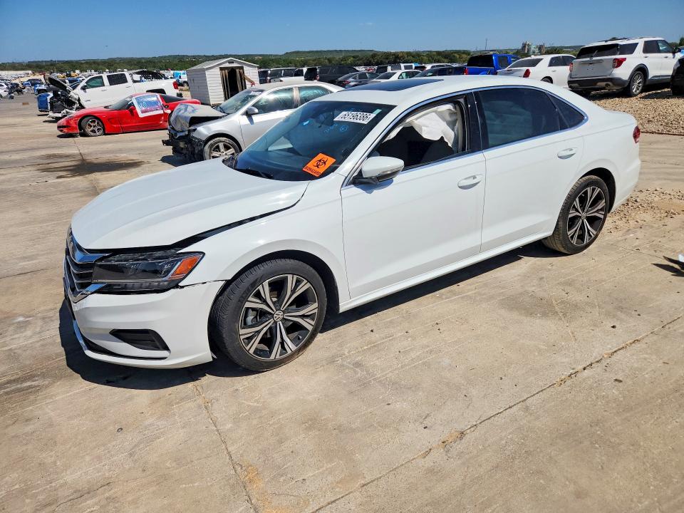 2022 Volkswagen Passat მანქანა იყიდება აუქციონზე, vin: 1VWSA7A36NC004225, აუქციონის ნომერი: 65196386
