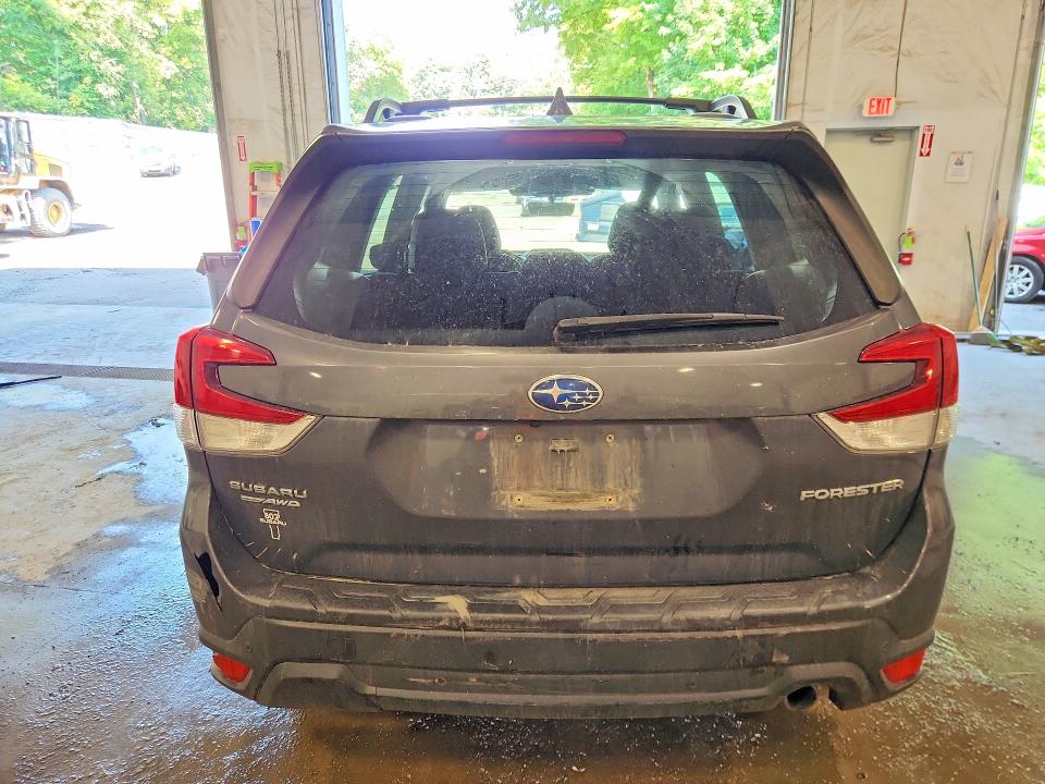 Продаж на аукціоні авто 2022 Subaru Forester, vin: JF2SKAPCXNH462939, номер лоту: 63804746