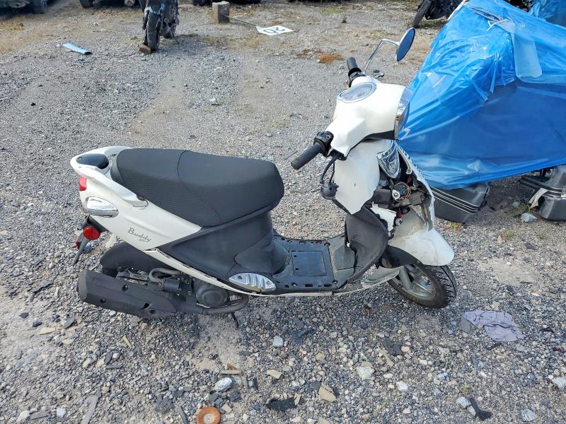 65657056 :رقم المزاد ، RFVPAP5A9M1128345 vin ، 2021 Genuine Scooter Co. Buddy مزاد بيع