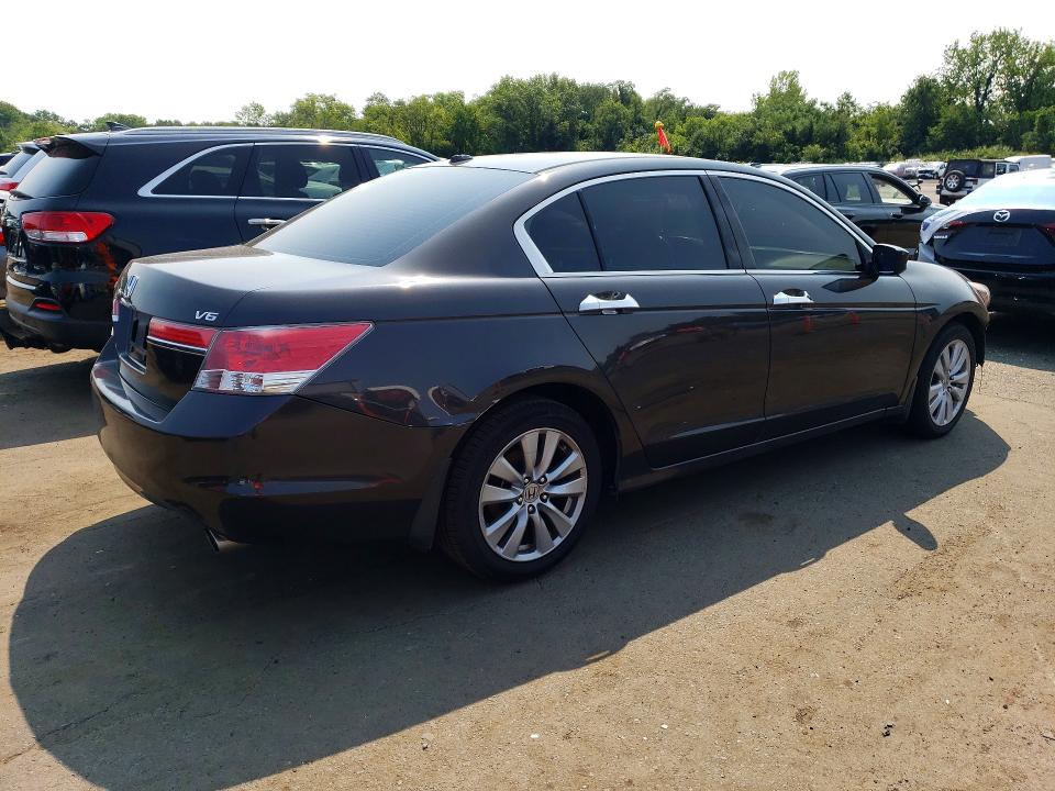62637936 :رقم المزاد ، 1HGCP3F84BA013436 vin ، 2011 Honda Accord مزاد بيع