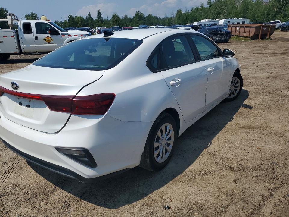 61925926 :رقم المزاد ، 3KPF24AD8ME320189 vin ، 2021 Kia Forte مزاد بيع