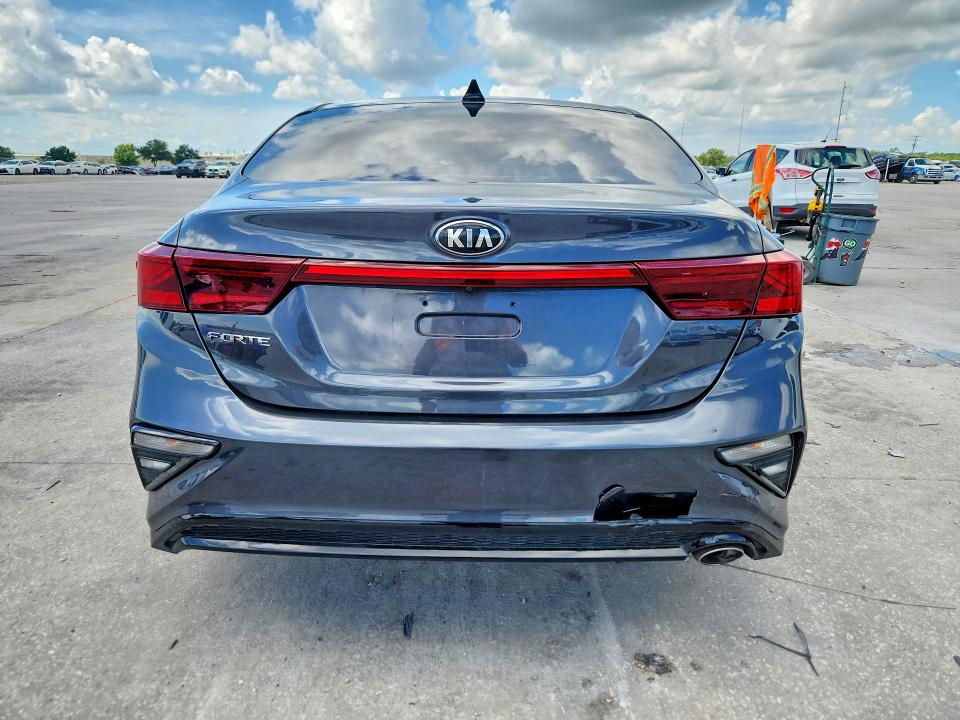 Продажа на аукционе авто 2021 Kia Forte, vin: 3KPF24AD5ME313328, номер лота: 63921306