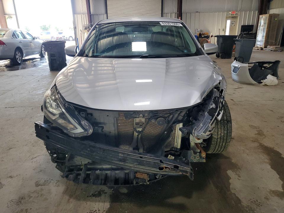 63361066 :رقم المزاد ، 3N1AB7AP7JY249568 vin ، 2018 Nissan Sentra مزاد بيع
