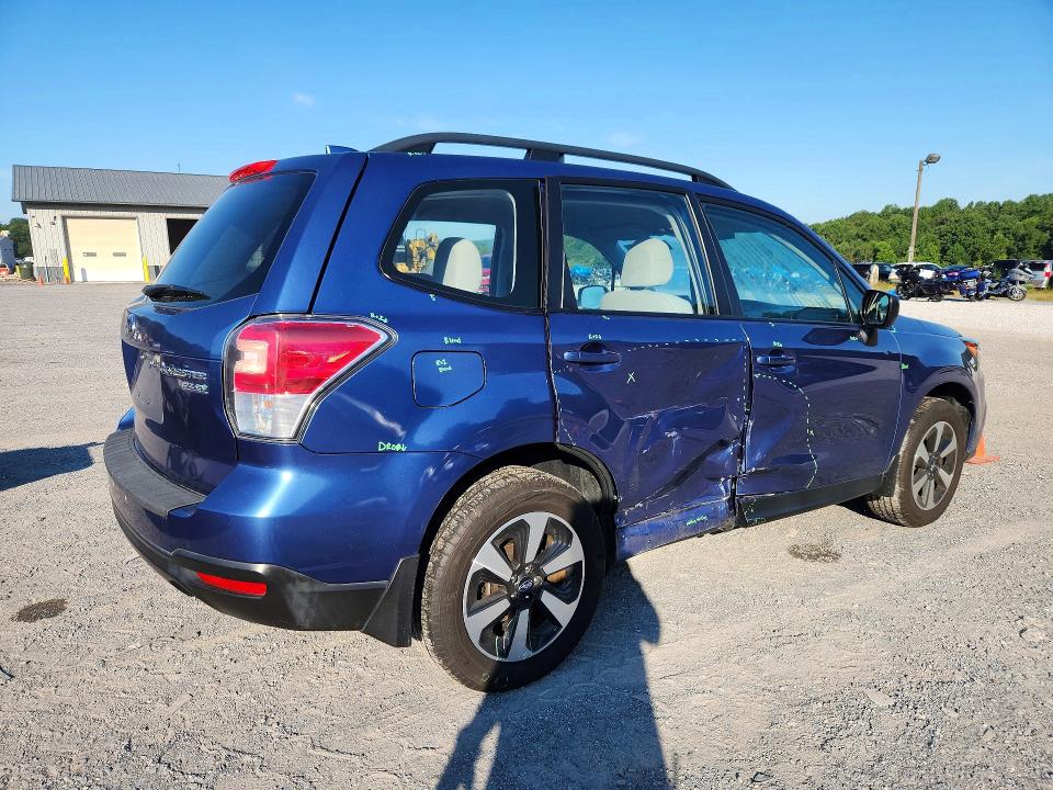 66685226 :رقم المزاد ، JF2SJABC9JH587256 vin ، 2018 Subaru Forester مزاد بيع
