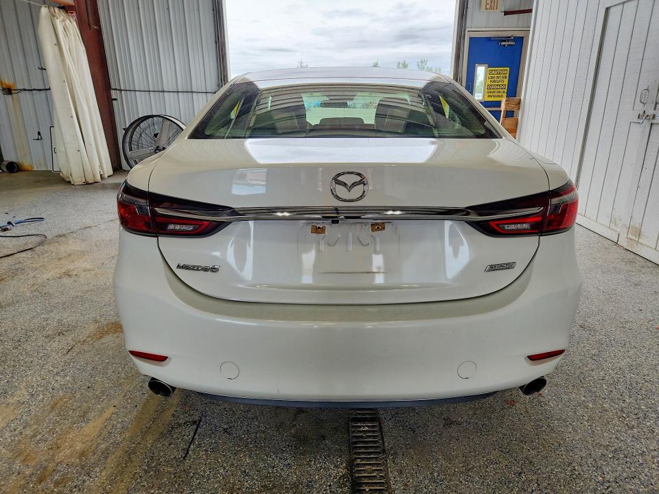 64116876 :رقم المزاد ، JM1GL1VM9J1325829 vin ، 2018 Mazda 6 مزاد بيع