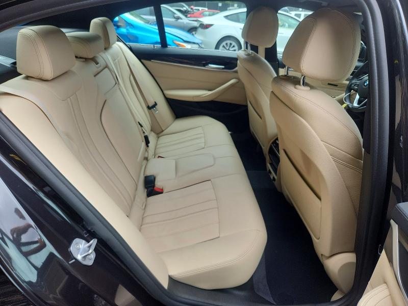 2018 Bmw 540 მანქანა იყიდება აუქციონზე, vin: WBAJE7C58JWC56696, აუქციონის ნომერი: 65314476