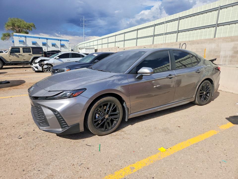66031296 :رقم المزاد ، 4T1DBADK9SU506480 vin ، 2025 Toyota Camry مزاد بيع