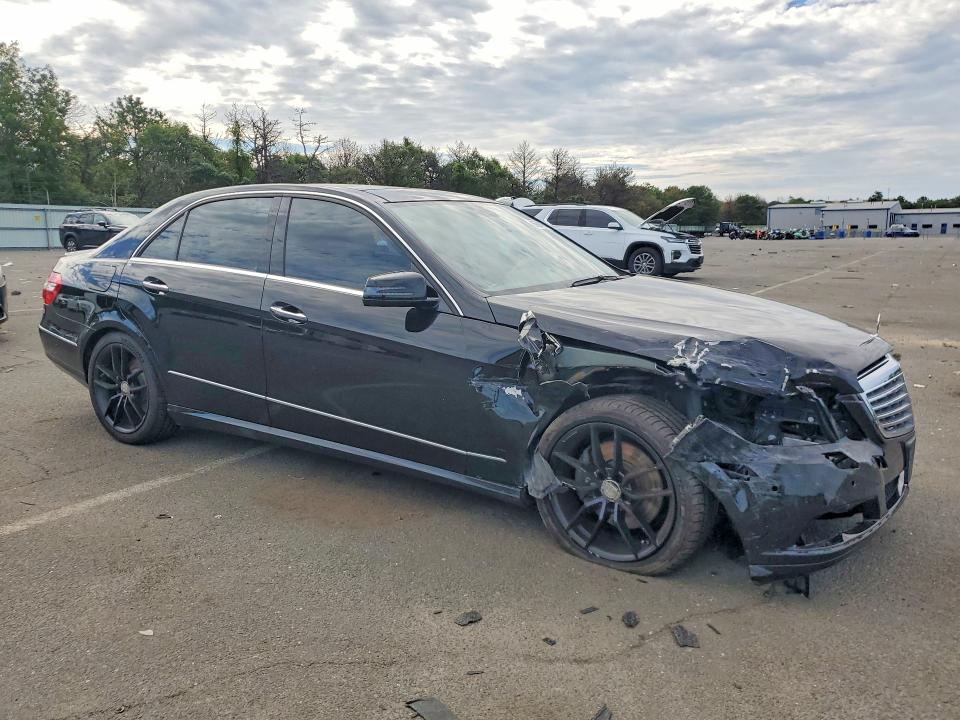 2010 Mercedes-benz E მანქანა იყიდება აუქციონზე, vin: WDDHF8HBXAA174777, აუქციონის ნომერი: 66994996