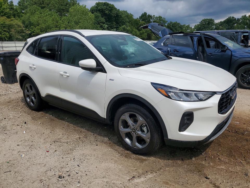 Продаж на аукціоні авто 2025 Ford Escape, vin: 1FMCU9NZ0SUA62003, номер лоту: 61389046