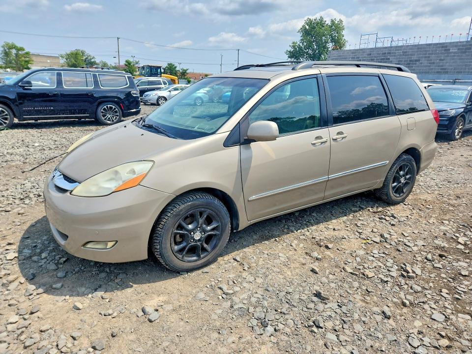 2006 Toyota Sienna მანქანა იყიდება აუქციონზე, vin: 5TDBA22C26S056777, აუქციონის ნომერი: 64713276