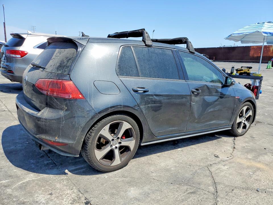 Продажа на аукционе авто 2015 Volkswagen Gti, vin: 3VW4T7AU8FM033642, номер лота: 63527166