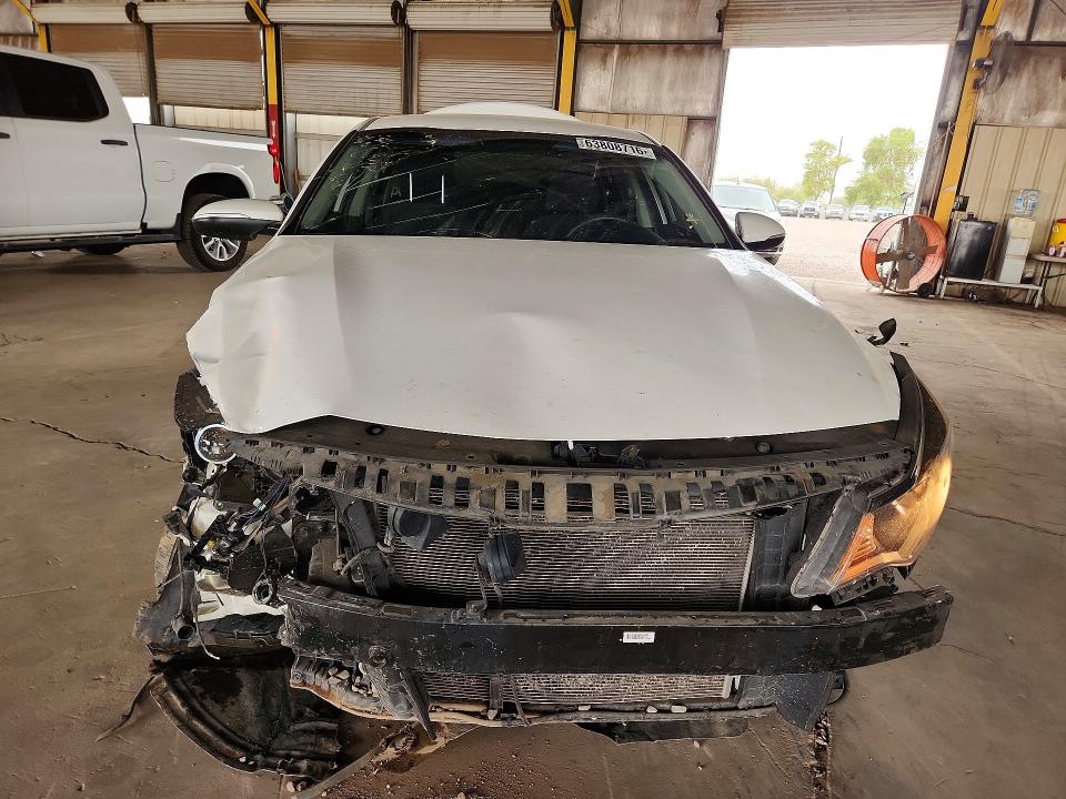 2018 Kia Optima მანქანა იყიდება აუქციონზე, vin: KNAGT4L37J5205402, აუქციონის ნომერი: 63808716