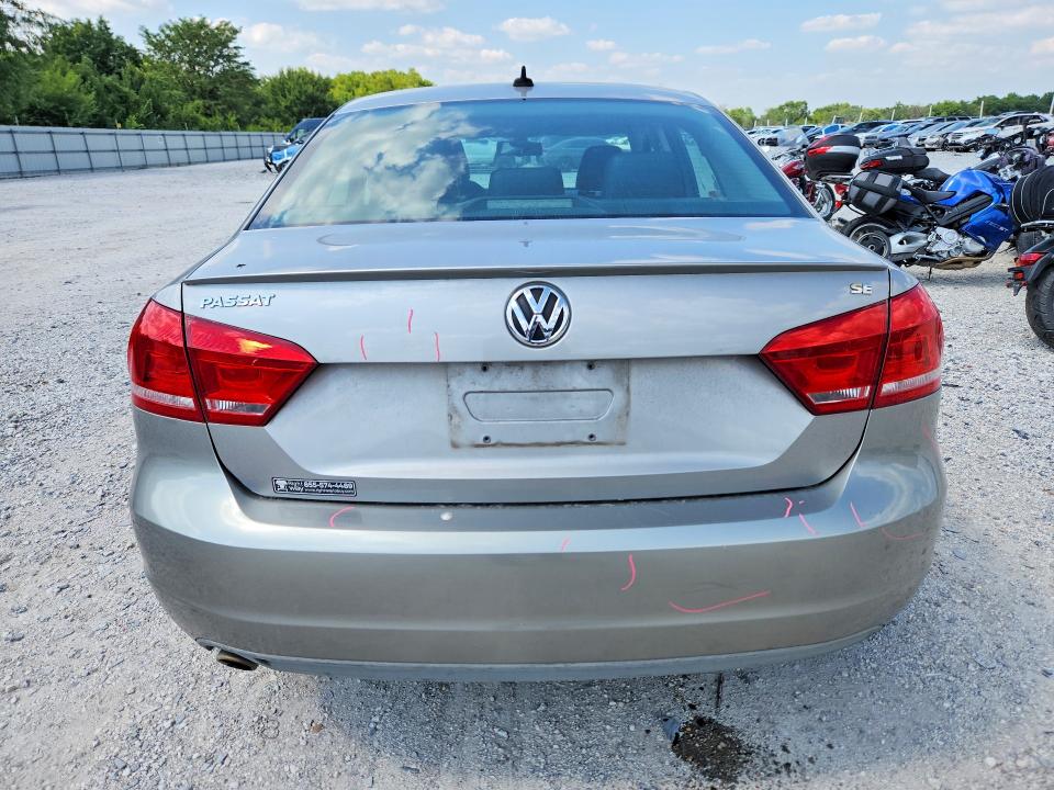 63098756 :رقم المزاد ، 1VWBP7A34CC074902 vin ، 2012 Volkswagen Passat مزاد بيع