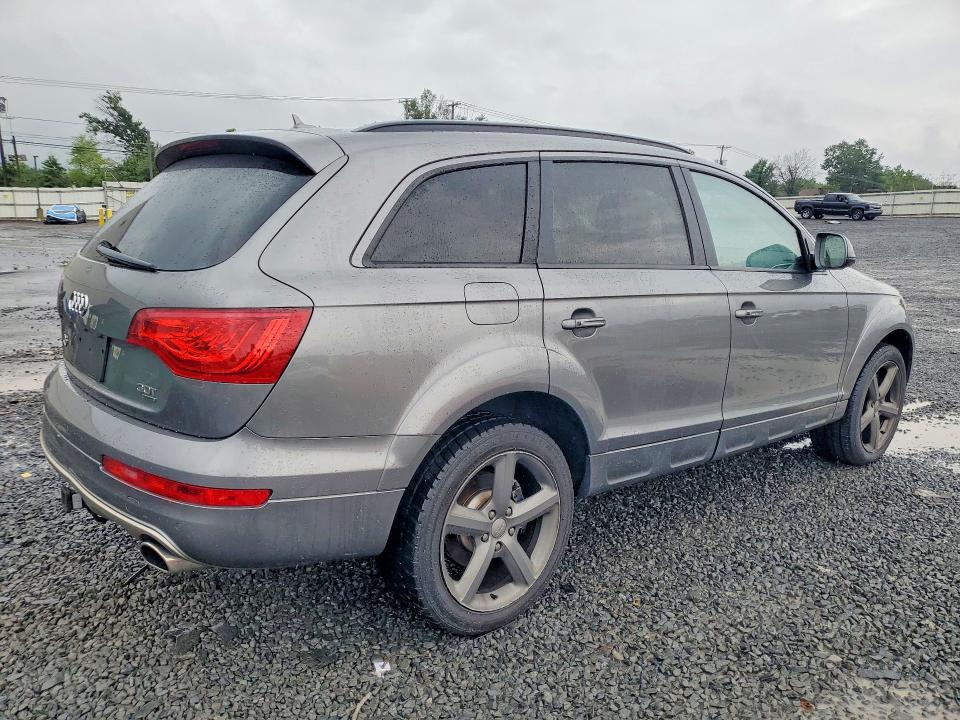 2015 Audi Q7 მანქანა იყიდება აუქციონზე, vin: WA1LGAFE7FD031131, აუქციონის ნომერი: 63146446