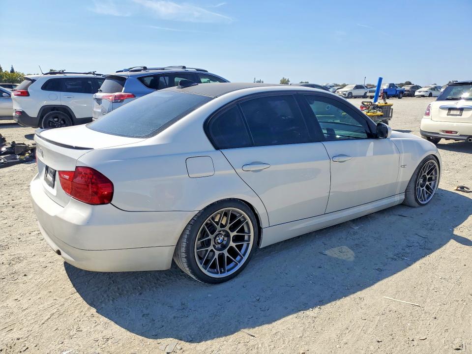 65167276 :رقم المزاد ، WBAPN7C59BA782101 vin ، 2011 Bmw 335 مزاد بيع