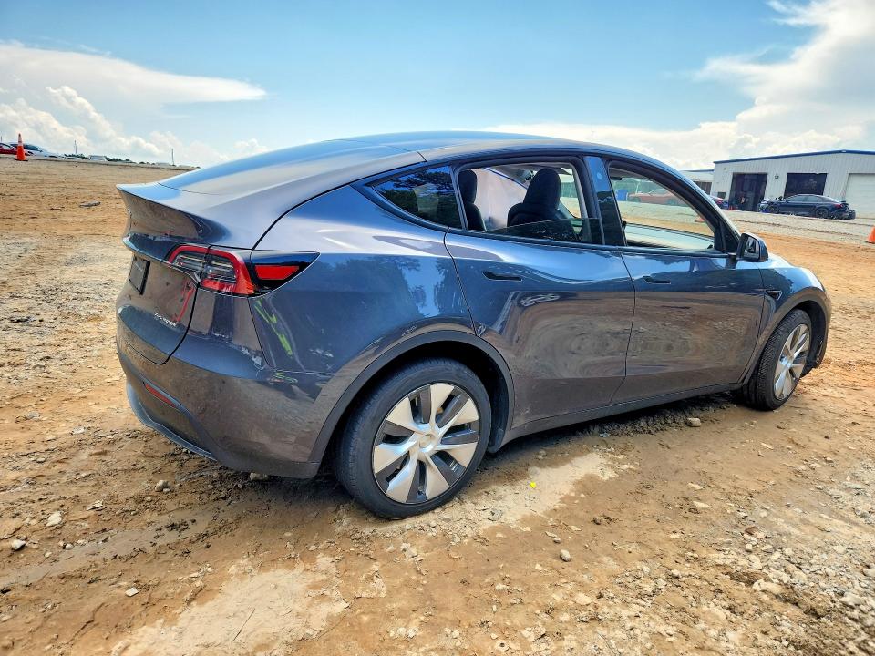 63613316 :رقم المزاد ، 7SAYGDEE0PA038298 vin ، 2023 Tesla Model Y مزاد بيع