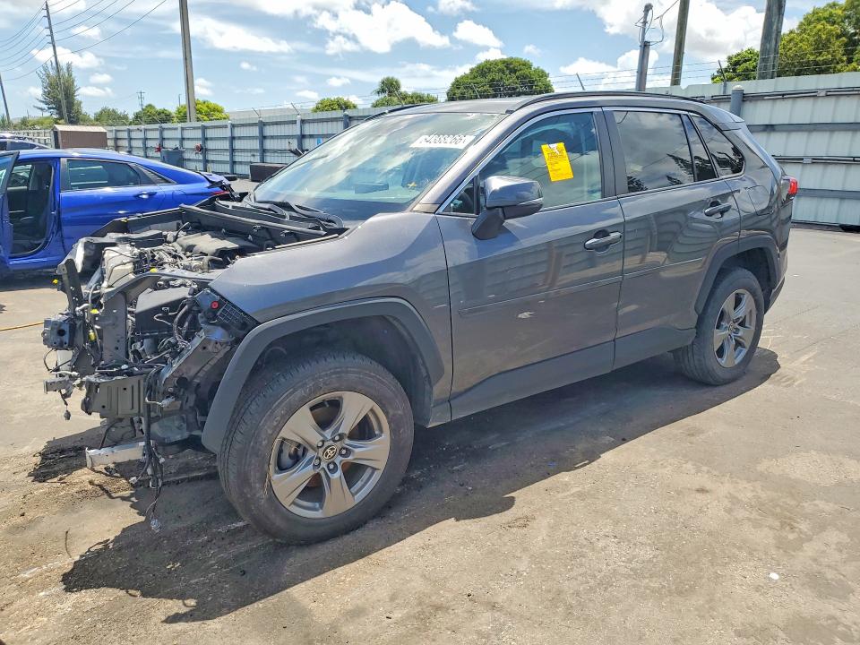 Aukcja sprzedaży 2022 Toyota Rav4, vin: 2T3P1RFV9NW301033, numer aukcji: 64388266