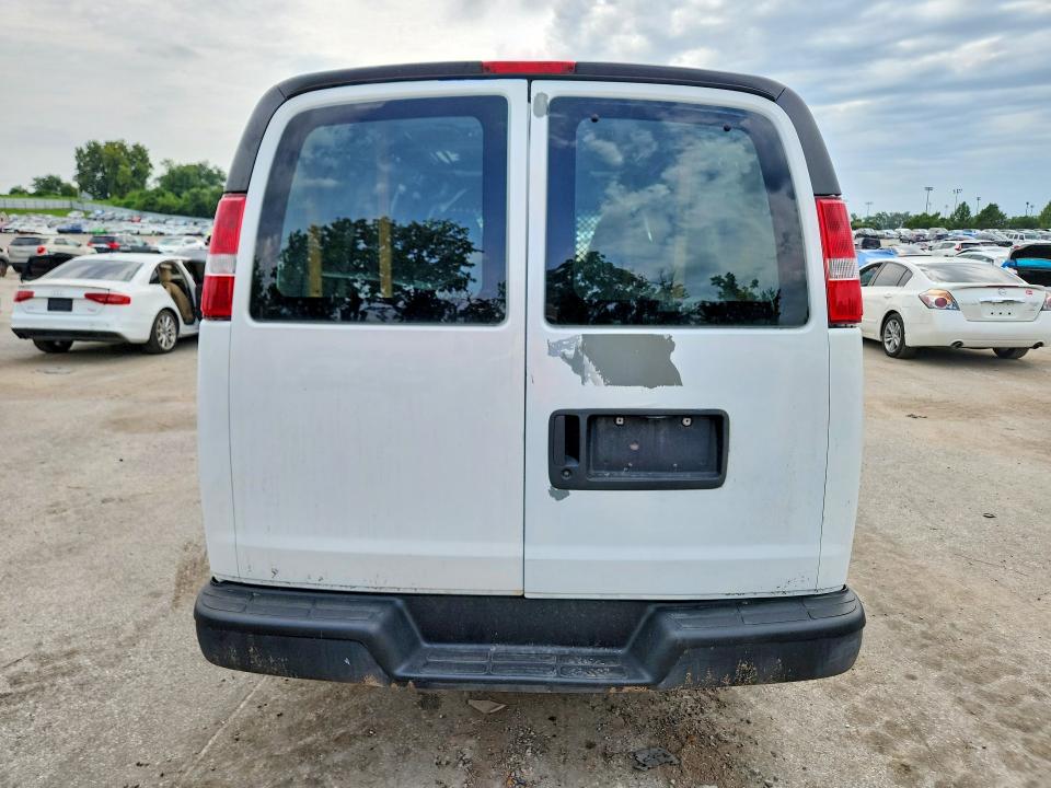 2013 Chevrolet Express G1500 მანქანა იყიდება აუქციონზე, vin: 1GCSGAFX5D1104322, აუქციონის ნომერი: 64799976