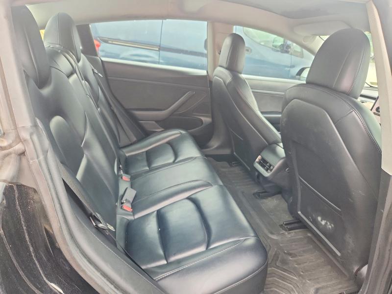 65057666 :رقم المزاد ، 5YJ3E1EAXMF915144 vin ، 2021 Tesla Model 3 مزاد بيع