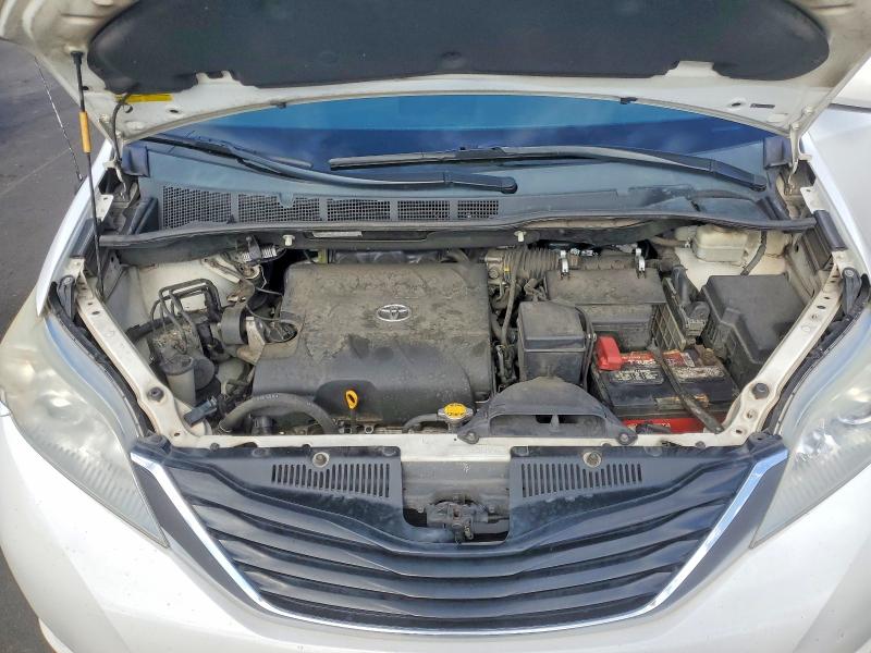 2012 Toyota Sienna მანქანა იყიდება აუქციონზე, vin: 5TDKK3DC7CS219337, აუქციონის ნომერი: 64199556