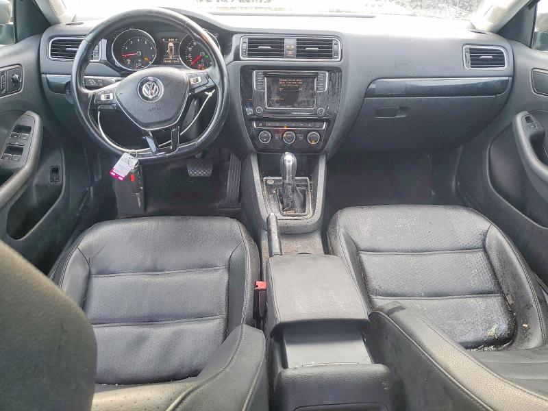 2017 Volkswagen Jetta მანქანა იყიდება აუქციონზე, vin: 3VWL17AJ5HM358078, აუქციონის ნომერი: 63924536