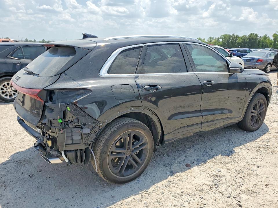 Продаж на аукціоні авто 2026 Audi Q5, vin: WA11AAGU6T2019526, номер лоту: 63423106