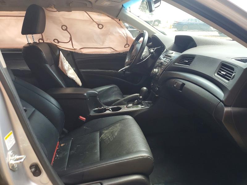 63824646 :رقم المزاد ، 19VDE1F74DE011859 vin ، 2013 Acura Ilx مزاد بيع