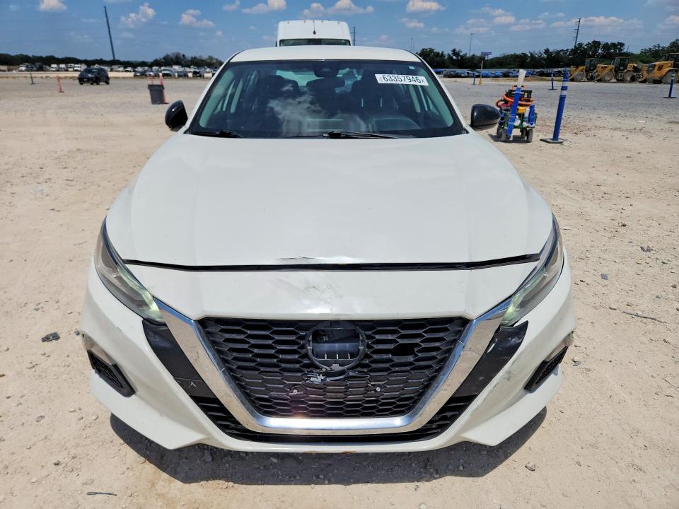 Продажа на аукционе авто 2022 Nissan Altima, vin: 1N4BL4DW2NN352647, номер лота: 63357946