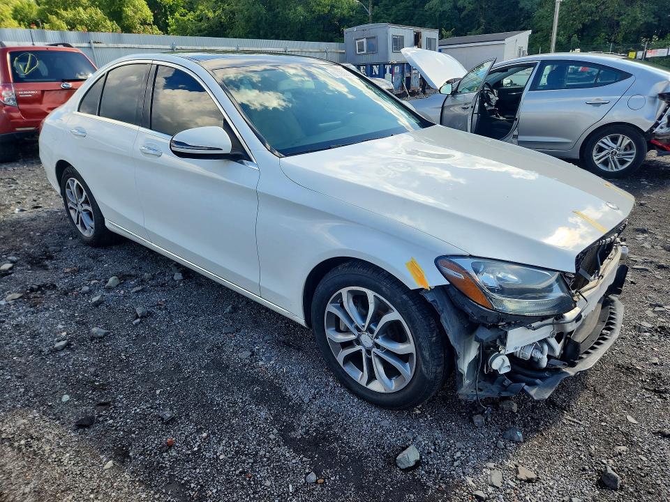 2017 Mercedes-benz C მანქანა იყიდება აუქციონზე, vin: WDDWF4KB2HR285473, აუქციონის ნომერი: 62725386