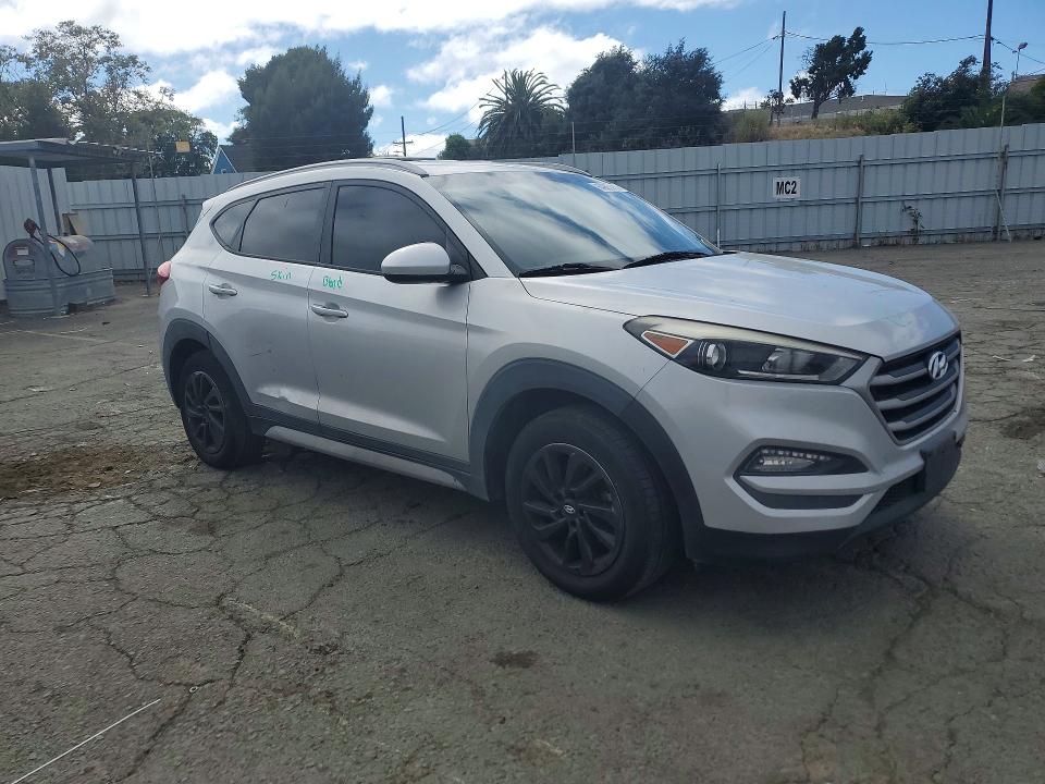 Продаж на аукціоні авто 2018 Hyundai Tucson, vin: KM8J3CA44JU766852, номер лоту: 64997416