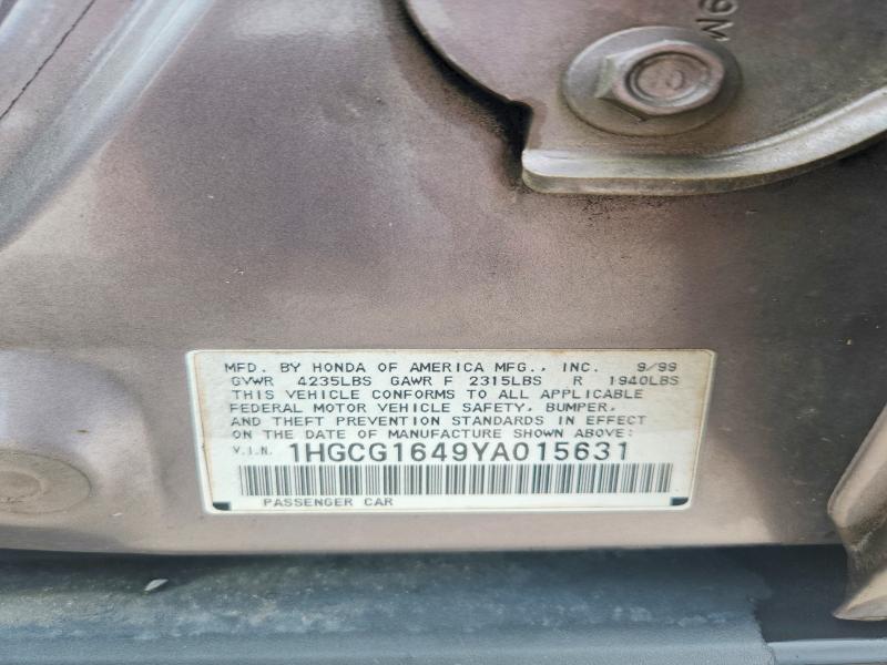 Продаж на аукціоні авто 2000 Honda Accord, vin: 1HGCG1649YA015631, номер лоту: 64479696