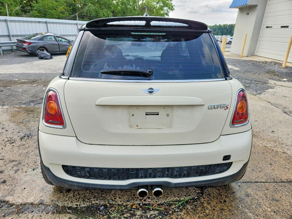 Aukcja sprzedaży 2010 Mini Cooper, vin: WMWMF7C51ATZ73479, numer aukcji: 65004586