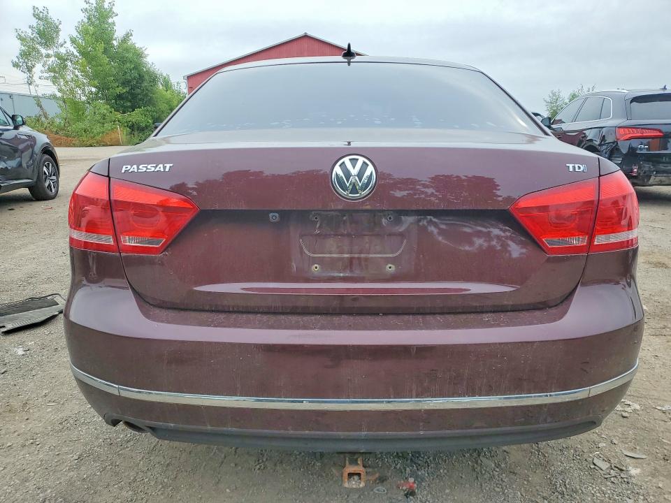 65831786 :رقم المزاد ، 1VWBN7A31EC096204 vin ، 2014 Volkswagen Passat مزاد بيع