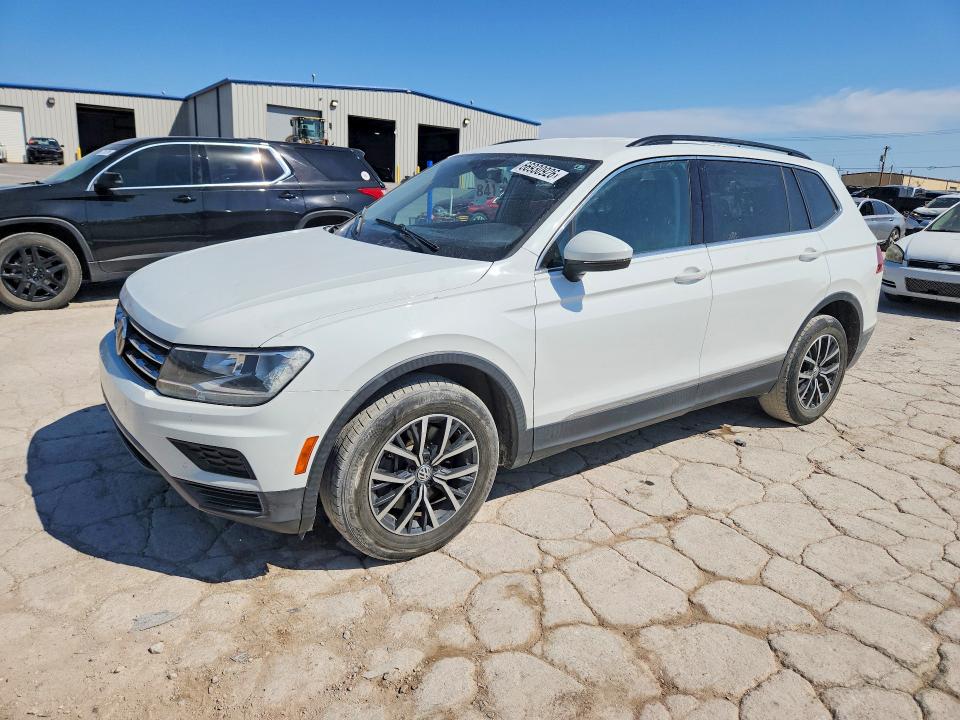 2018 Volkswagen Tiguan მანქანა იყიდება აუქციონზე, vin: 3VV3B7AXXJM190854, აუქციონის ნომერი: 66930926