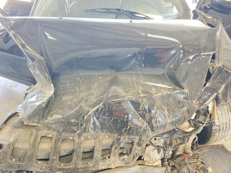 64093456 :رقم المزاد ، 1C4PJLLB5LD577226 vin ، 2020 Jeep Cherokee مزاد بيع