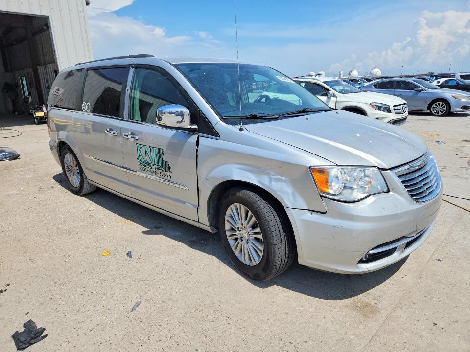 65044886 :رقم المزاد ، 2C4RC1CG3CR170828 vin ، 2012 Chrysler Town & Country مزاد بيع