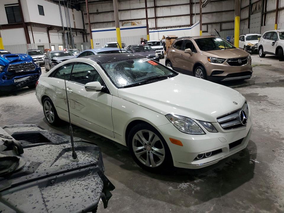 2010 Mercedes-benz E მანქანა იყიდება აუქციონზე, vin: WDDKJ5GB7AF005307, აუქციონის ნომერი: 64834416