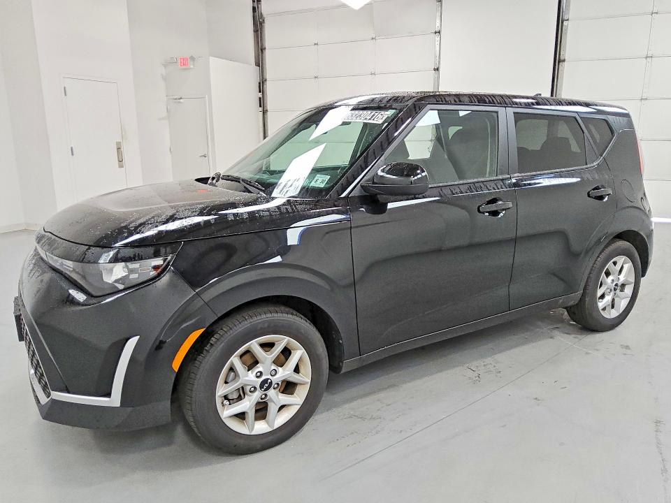 2025 Kia Soul მანქანა იყიდება აუქციონზე, vin: KNDJ23AU9S7954466, აუქციონის ნომერი: 63230416