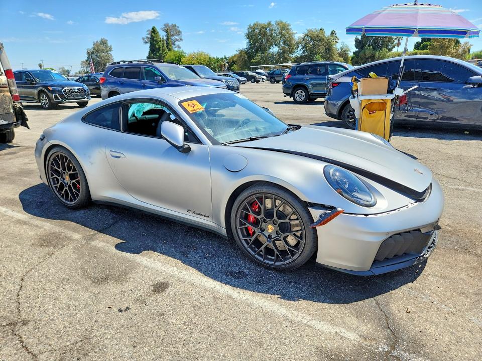 66240116 :رقم المزاد ، WP0AB2A92SS225941 vin ، 2025 Porsche 911 مزاد بيع