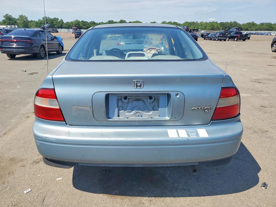 1994 Honda Accord მანქანა იყიდება აუქციონზე, vin: 1HGCD5634RA156583, აუქციონის ნომერი: 64620786