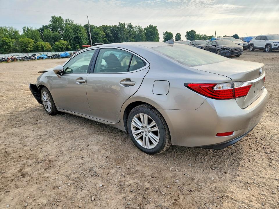 64772596 :رقم المزاد ، JTHBK1GGXF2202335 vin ، 2015 Lexus Es مزاد بيع