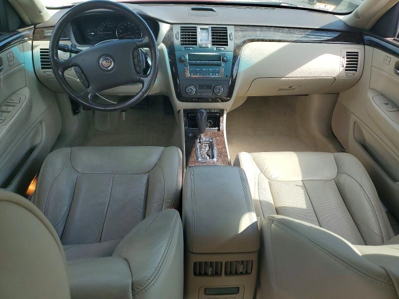 63739916 :رقم المزاد ، 1G6KD5E66BU117040 vin ، 2011 Cadillac Dts مزاد بيع