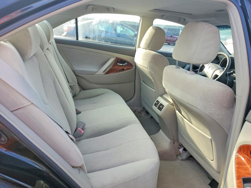 64432396 :رقم المزاد ، 4T1BF3EK4BU136755 vin ، 2011 Toyota Camry مزاد بيع