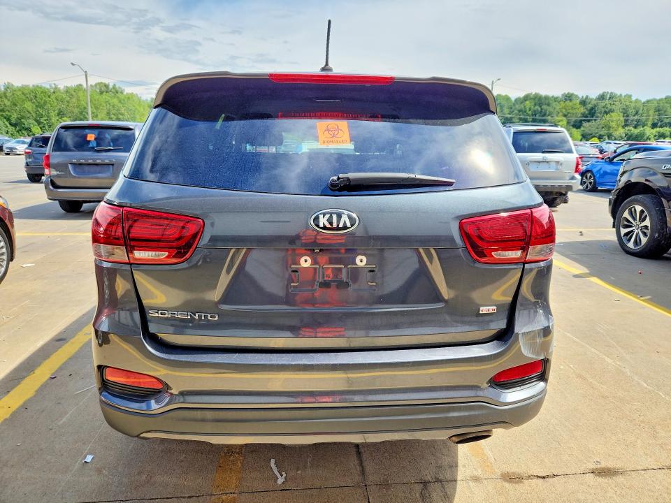 65651046 :رقم المزاد ، 5XYPG4A3XLG711875 vin ، 2020 Kia Sorento مزاد بيع