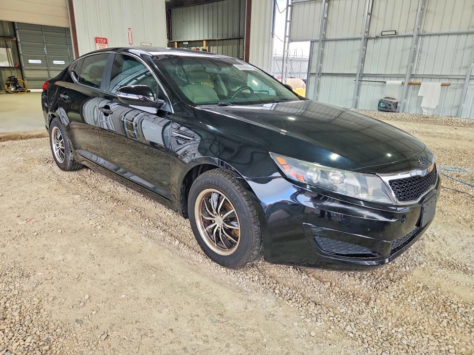 64608686 :رقم المزاد ، KNAGM4A71B5066145 vin ، 2011 Kia Optima مزاد بيع