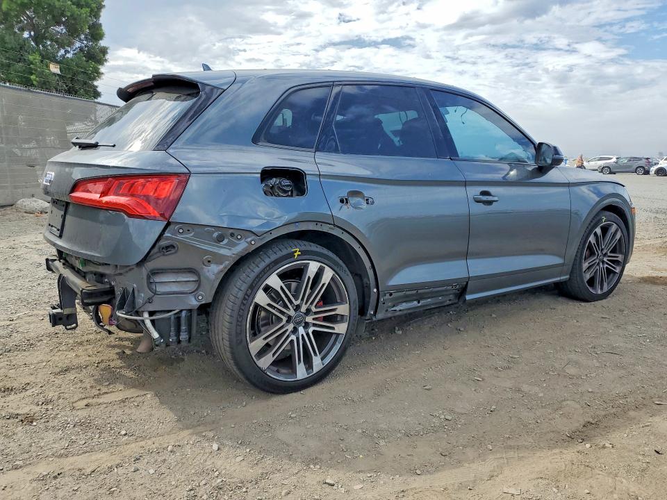 2020 Audi Sq5 მანქანა იყიდება აუქციონზე, vin: WA1B4AFY8L2061793, აუქციონის ნომერი: 65614196