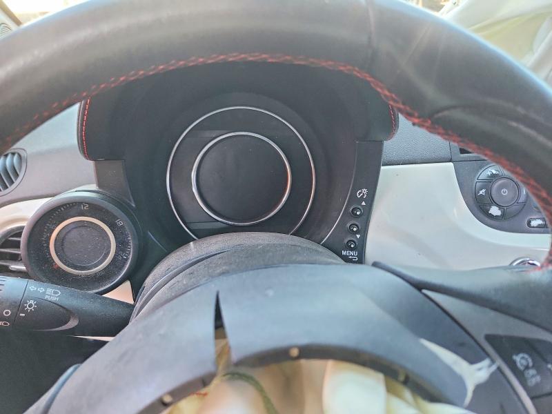 65489856 :رقم المزاد ، 3C3CFFJH4FT608011 vin ، 2015 Fiat 500 مزاد بيع