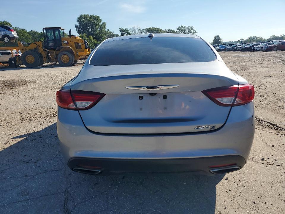 65273046 :رقم المزاد ، 1C3CCCBB3FN550569 vin ، 2015 Chrysler 200 مزاد بيع