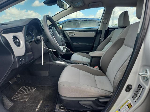 64639156 :رقم المزاد ، 5YFBURHE9JP795283 vin ، 2018 Toyota Corolla مزاد بيع